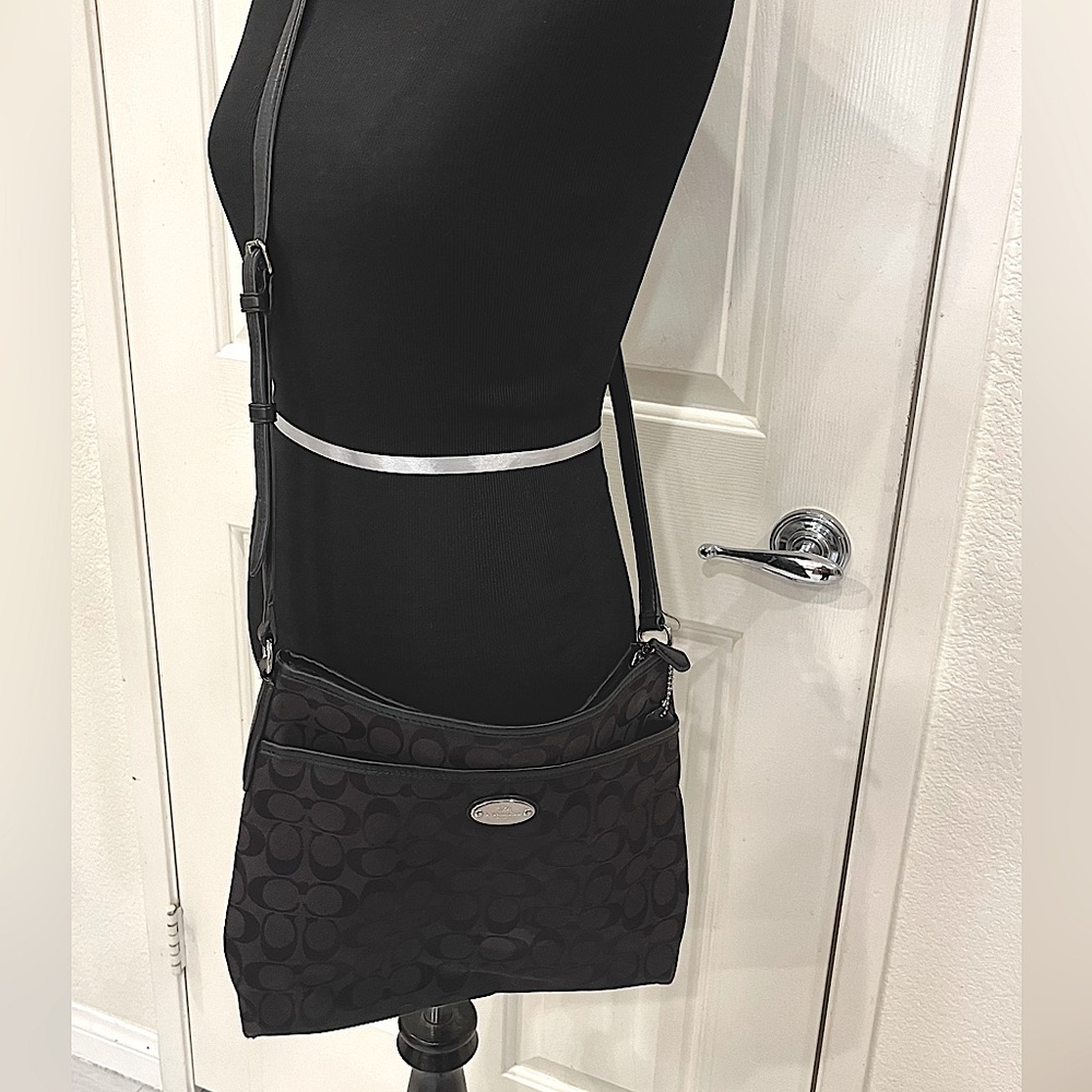 NEW Coach Black Signature Canvas and Leather File Crossbody Handbag - Picture 14 of 15